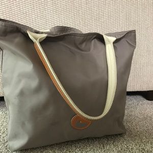 Dooney and Bourke Meduim Tote